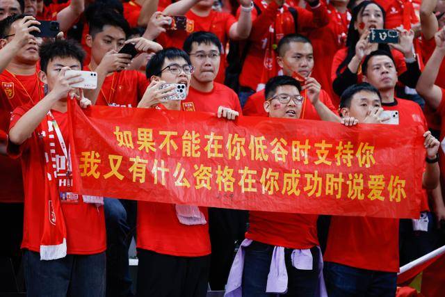 帕夫洛维奇社媒谈欧冠出局：我们不会放弃，明年将再次发起冲击